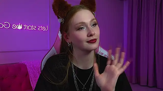 AgataFoxley live cam on StripChat