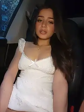SophiaXJohn live cam on StripChat