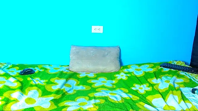 xxxsarahot250316 webcam