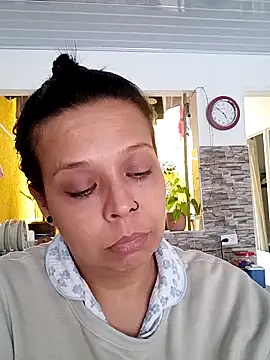 RossyAlvarez live cam on StripChat