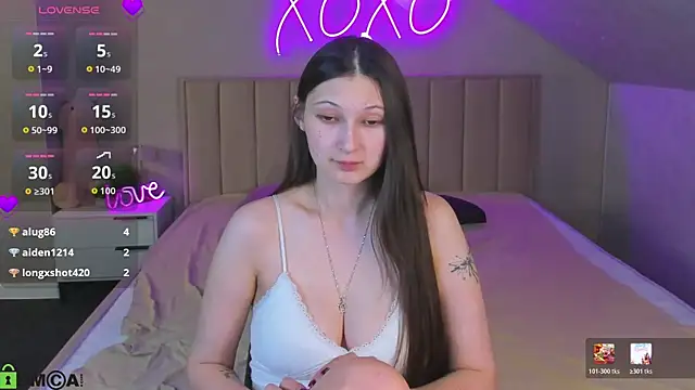 Ella_Burns webcam