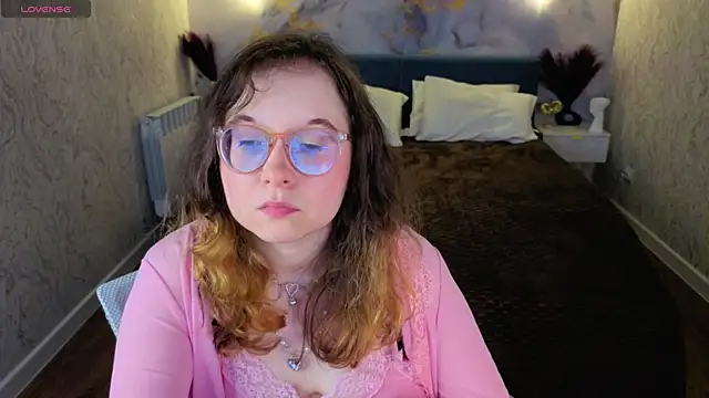 Aleks-caster live cam on StripChat