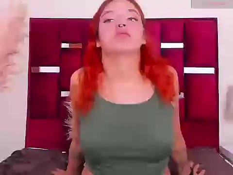 KayleeMei webcam