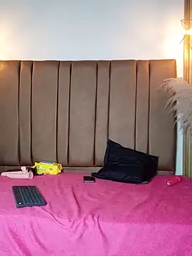 jade_roush webcam