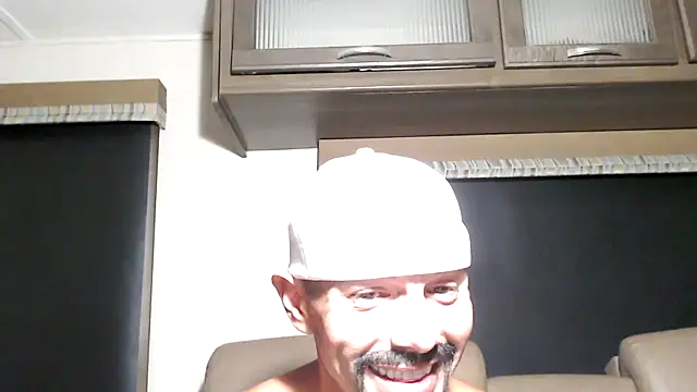ThickD2C live cam on StripChat