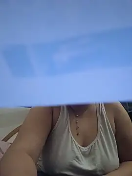 saralamiss webcam