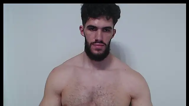 hiddenf live cam on StripChat