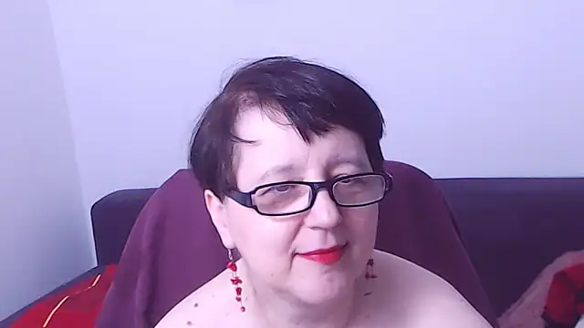 ChristaRose live cam on StripChat