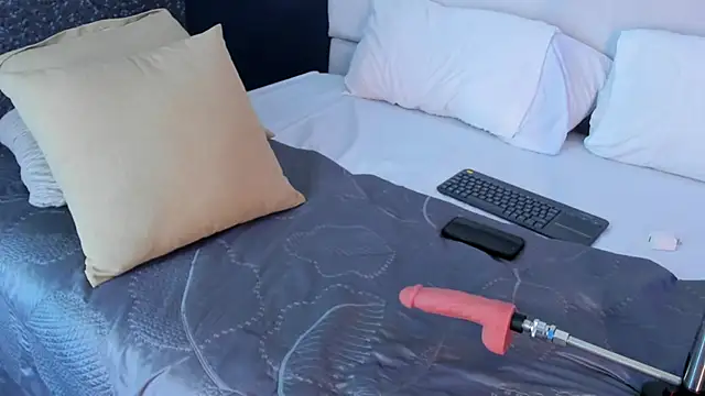 AmmyJones_ webcam