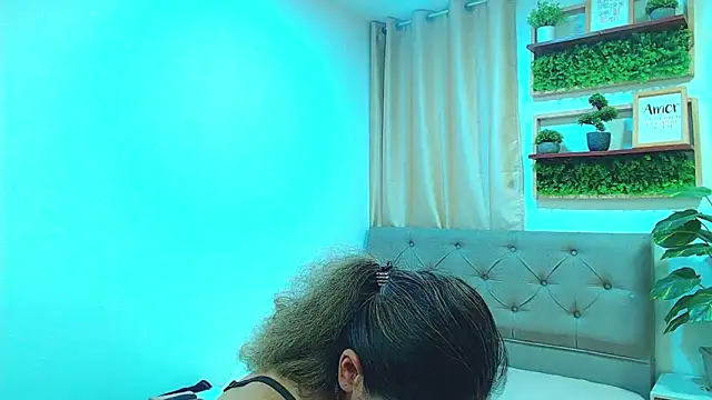 sasi_luna webcam
