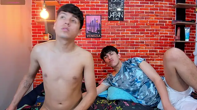 Hoot_boyss_ webcam