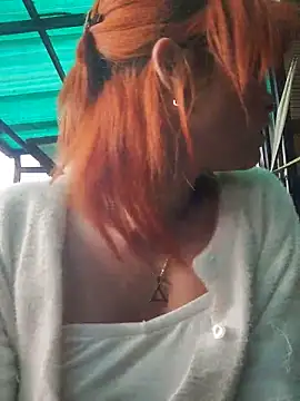 cataleya_16 (F young) - Off Shirt in bar