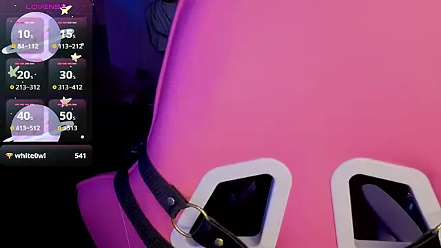 larah_uwu webcam