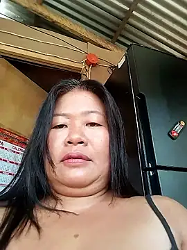 lovelywoman43 - Lovelywoman43's free webcam - UK Sex Cams