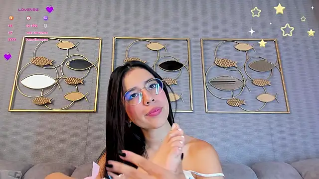 laraa_jeean webcam