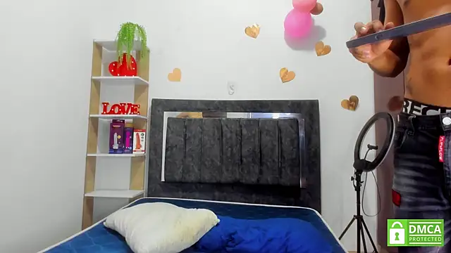 Grace_and_Milo webcam