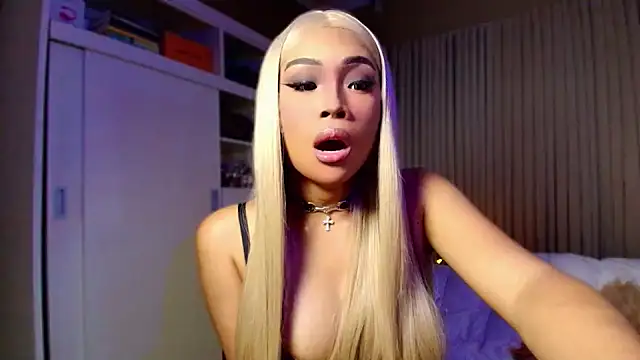 venusangelic live cam on StripChat