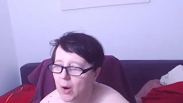 ChristaRose live cam on StripChat