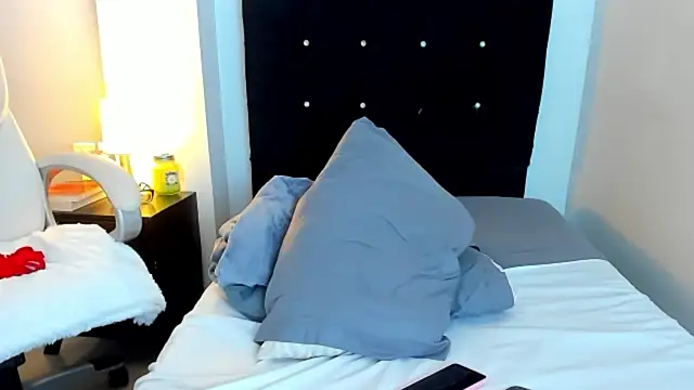 kathyajhonss webcam