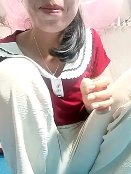 MilkShow live cam on StripChat