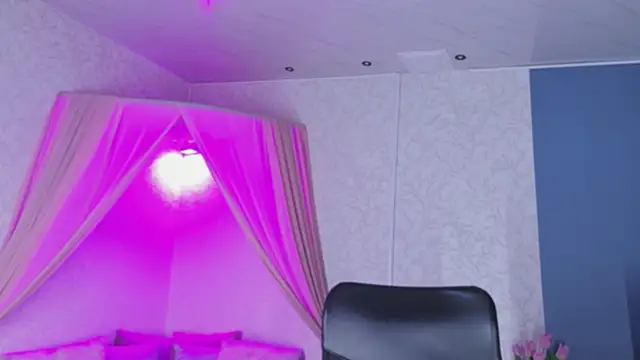 LolaGray__ webcam