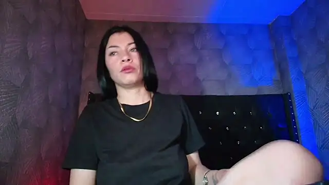 AnnaliOlsenX live cam on StripChat