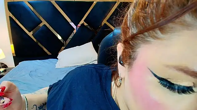 Camiila_Osorio live cam on StripChat