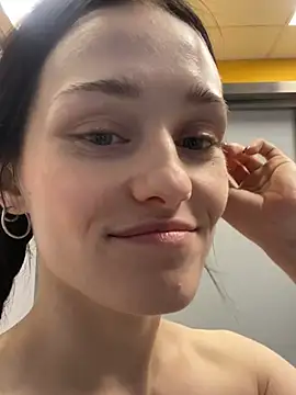 Mia_Mia_M webcam