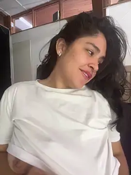 EmilyNoir1 webcam