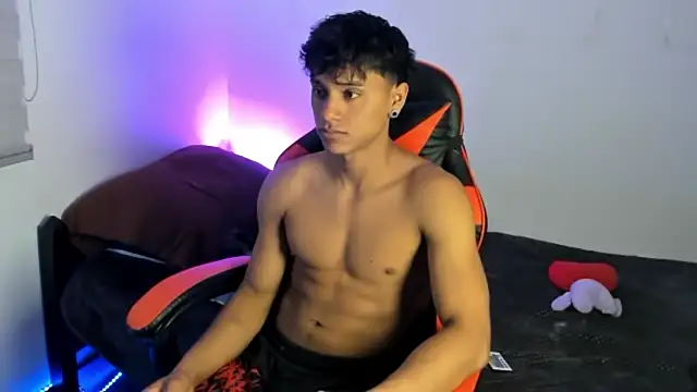 ZYZZ1312 webcam