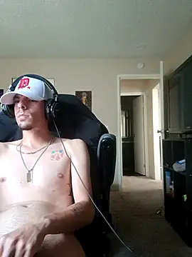latinosatiro94 webcam
