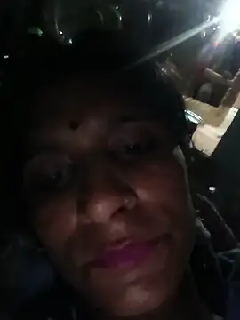 Maya_Big55A webcam
