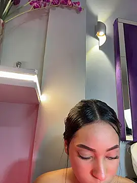 MiaCamille_ webcam