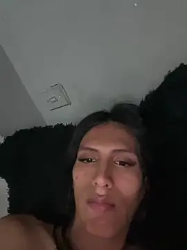 luna_duque live cam on StripChat