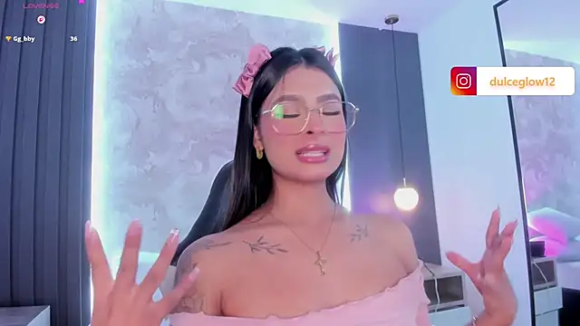 dulce_glow_ live cam on StripChat