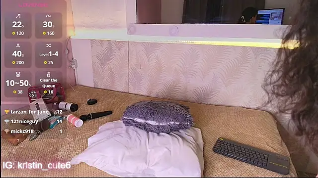 kristibennet webcam