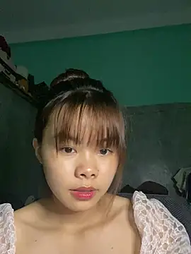 Cry_sexy live cam on StripChat