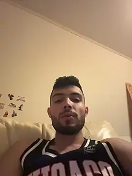 Z-man- live cam on StripChat