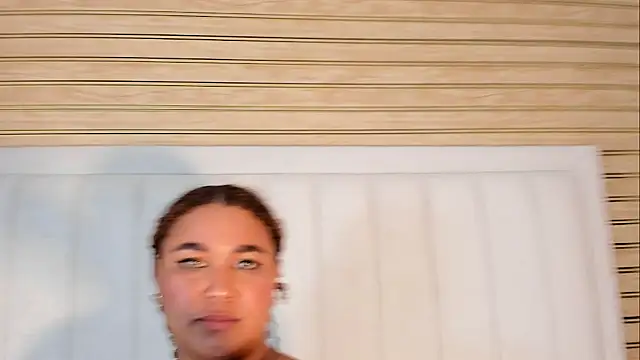 Luna-Diamond webcam