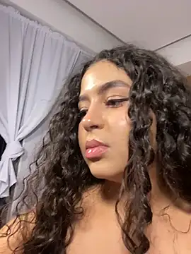 Abby_Zaf webcam