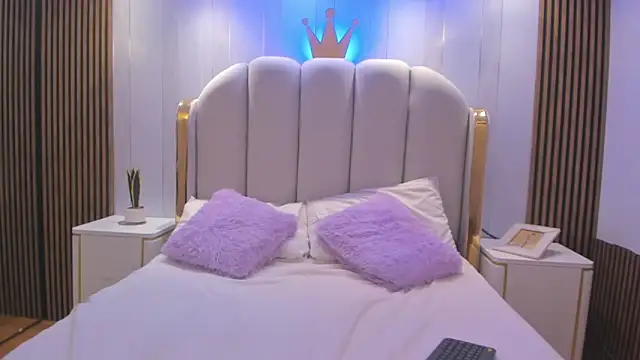 Vickie_Millers webcam