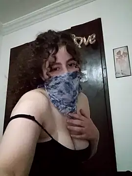 MelliSsa_123 live cam on StripChat
