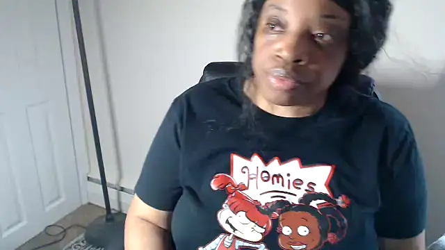Sexymona1218 live cam on StripChat
