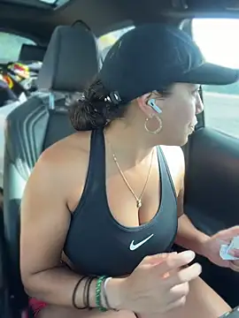 Bigbuttbrooklynn webcam