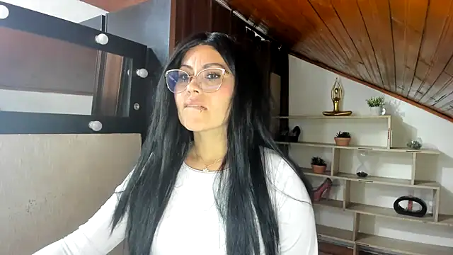 Tania_mature webcam