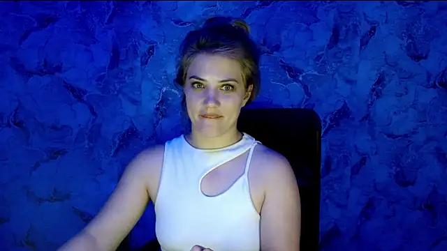 nika_gold1 webcam