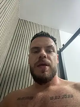 CLOUDYJULIUS webcam