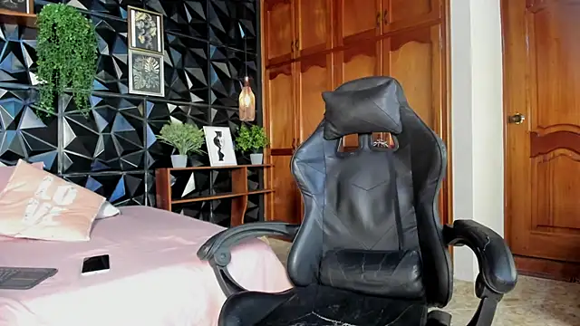 elliot_colton - Elliot_colton's free webcam - UK Sex Cams
