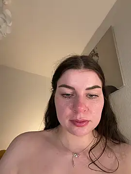 EllyNora webcam