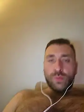TIGERRR86 live cam on StripChat